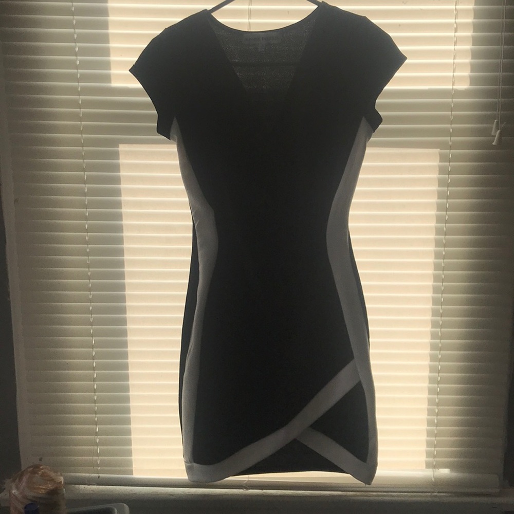Fitted black and white dress